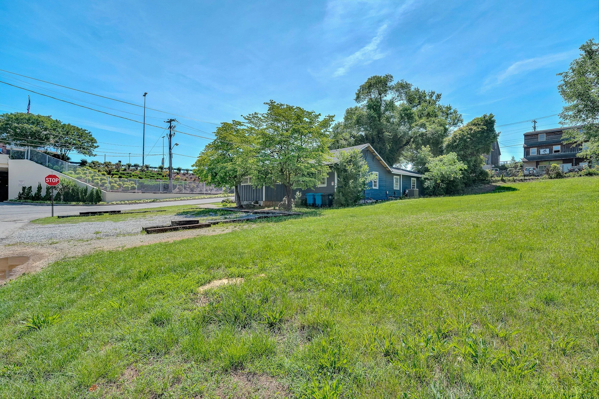2302 Winthrop AVE SW - Photo 12