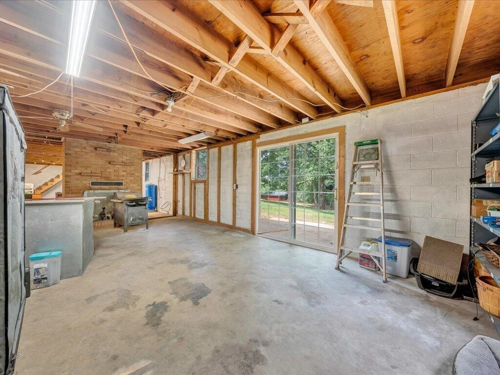 247 Powell RD - Photo 29