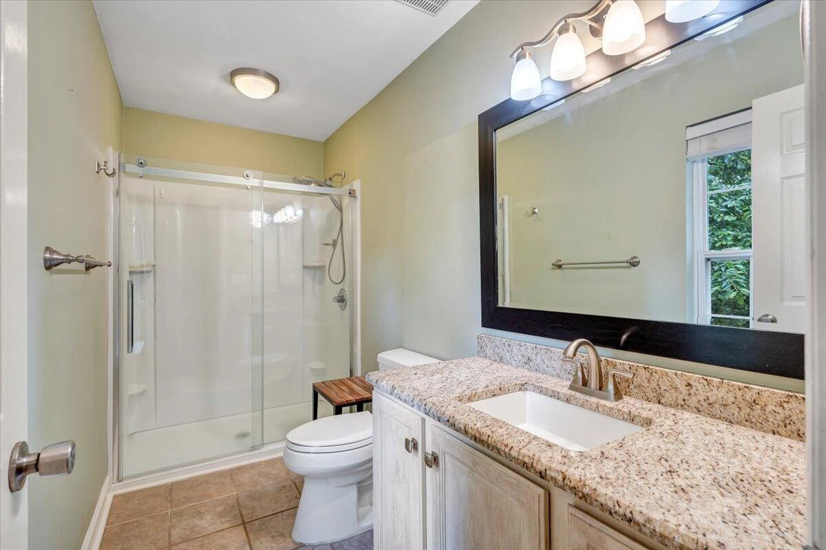 2730 Creston AVE SW - Photo 16