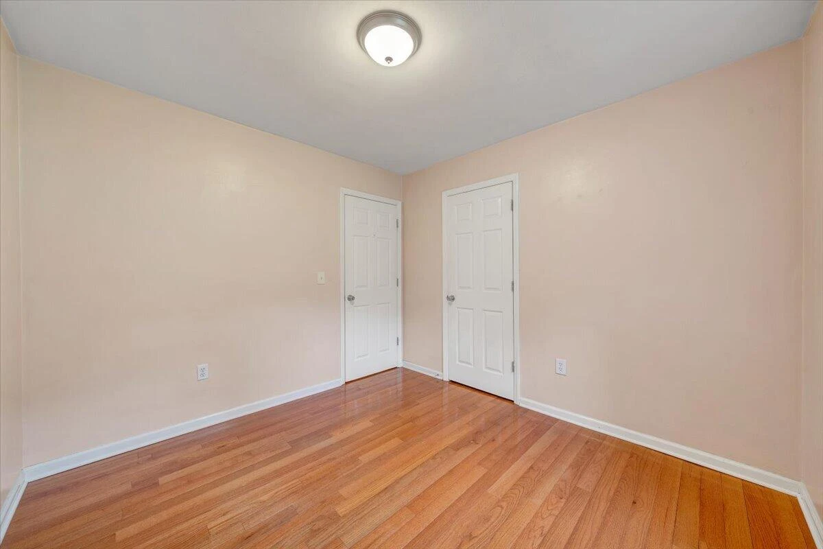2730 Creston AVE SW - Photo 22