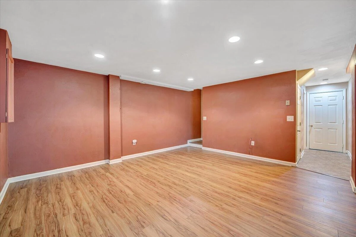 2730 Creston AVE SW - Photo 27