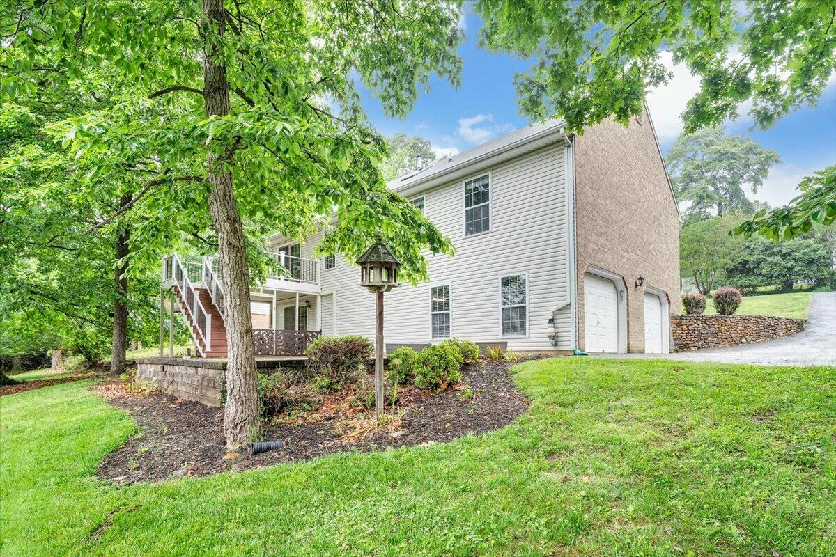 2730 Creston AVE SW - Photo 39