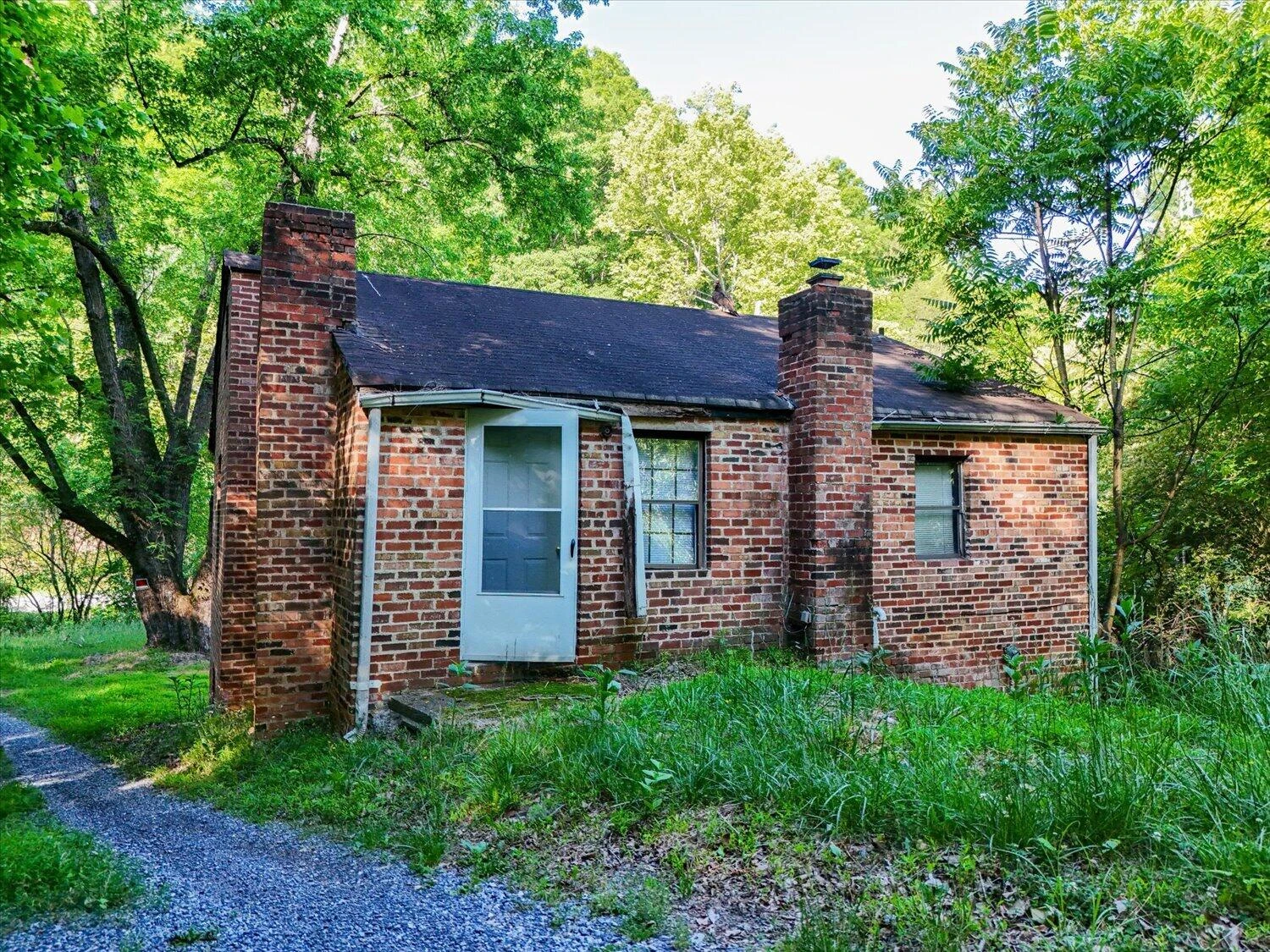 7320 Merriman RD - Photo 3