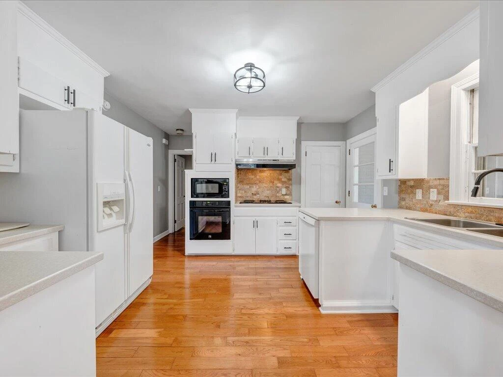 3202 Daniels Creek RD - Photo 12
