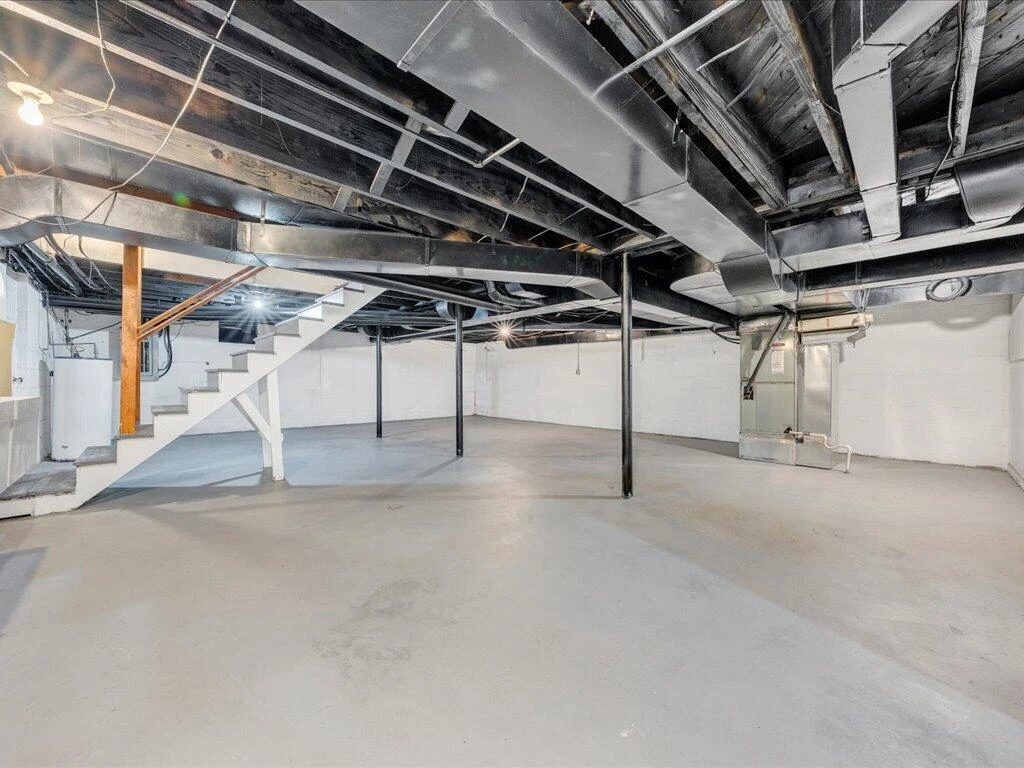 3202 Daniels Creek RD - Photo 32