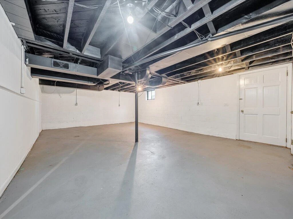 3202 Daniels Creek RD - Photo 34