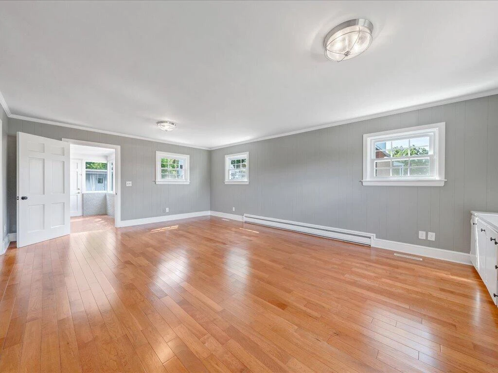 3202 Daniels Creek RD - Photo 4