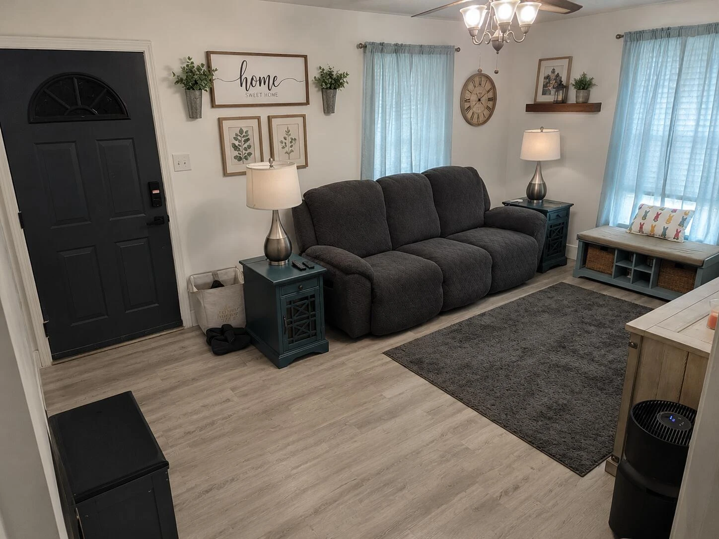 6129 Wesley ST - Photo 2