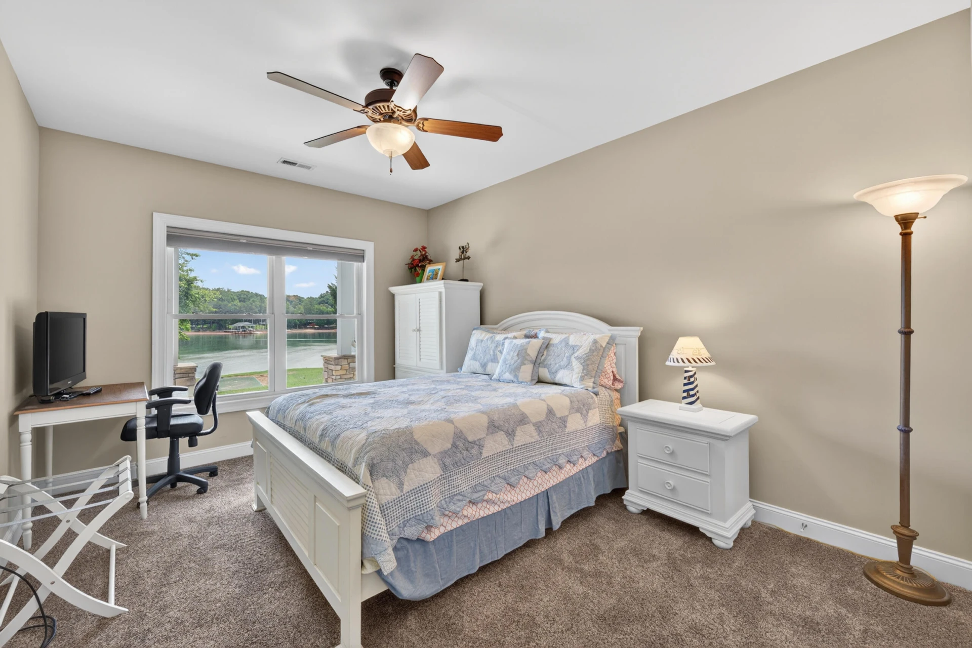 104 St Christopher CT - Photo 37