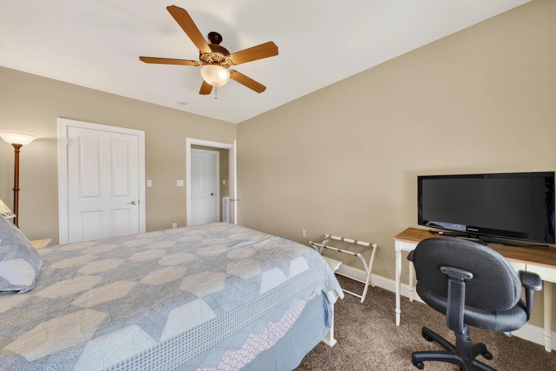 104 St Christopher CT - Photo 38