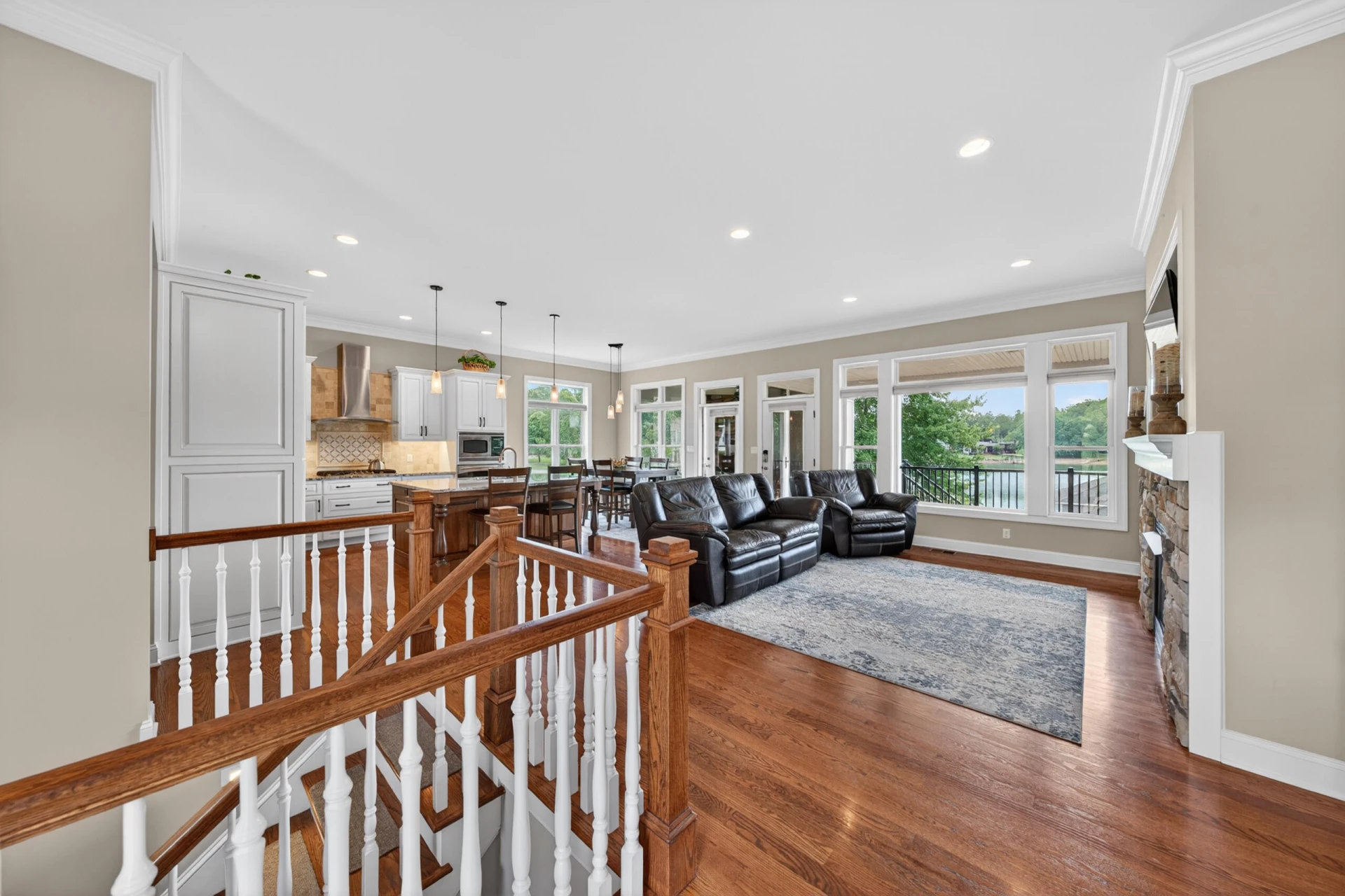 104 St Christopher CT - Photo 4