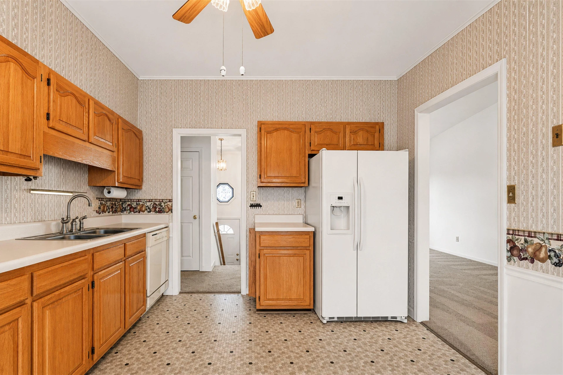 1040 Barrens Village CT - Photo 10