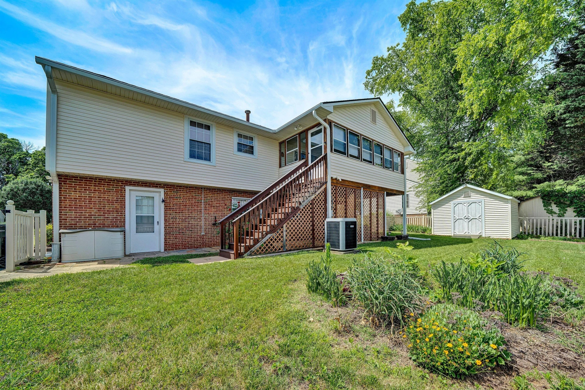 1040 Barrens Village CT - Photo 33