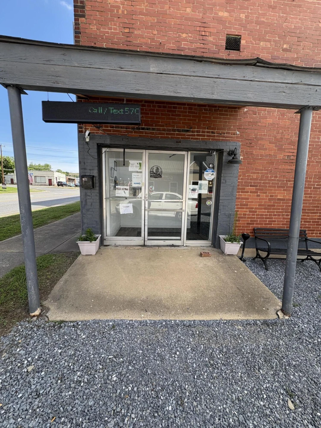 821 Main ST - Photo 3