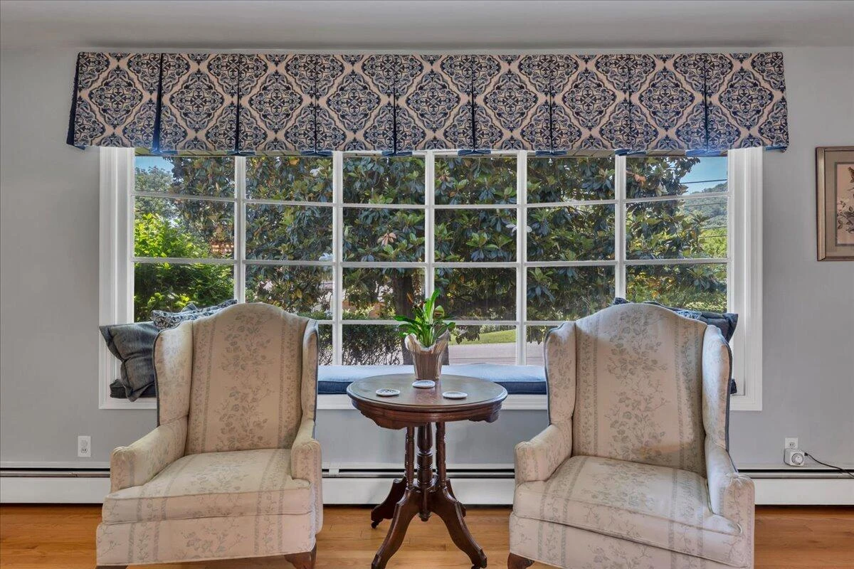 2124 Bridle LN - Photo 11