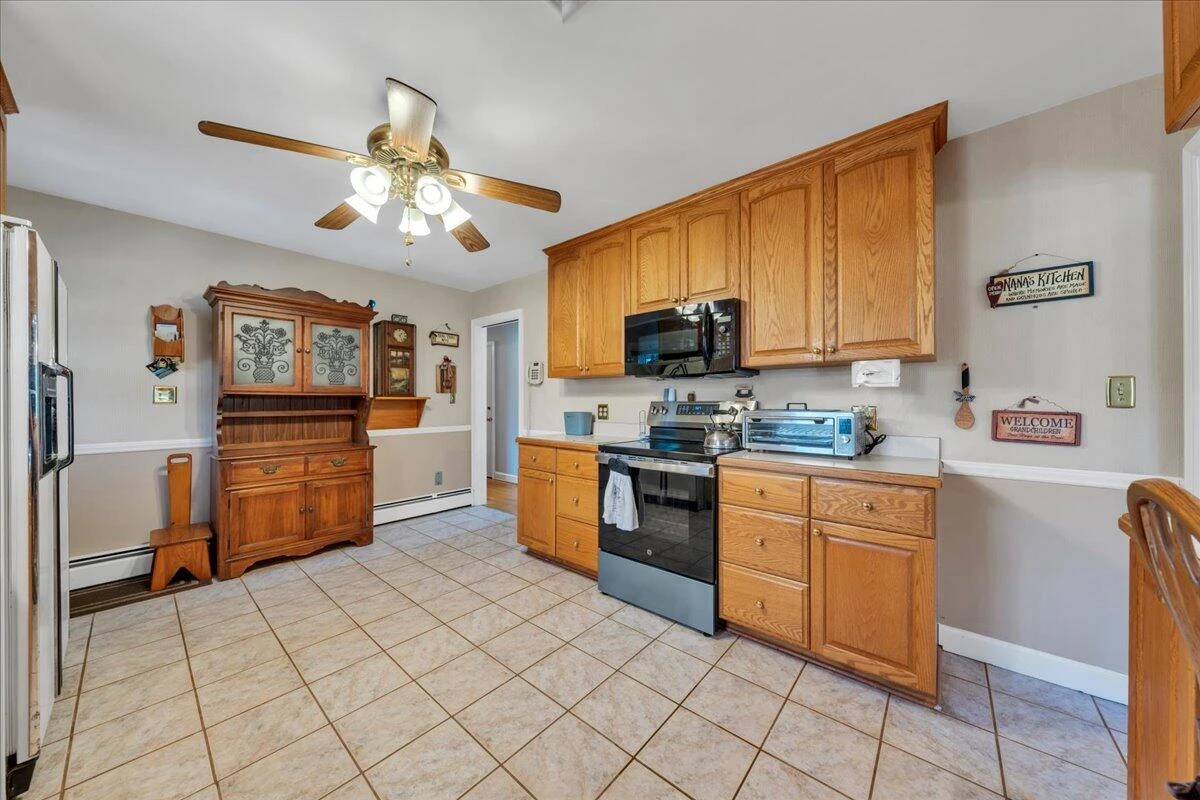 2124 Bridle LN - Photo 20