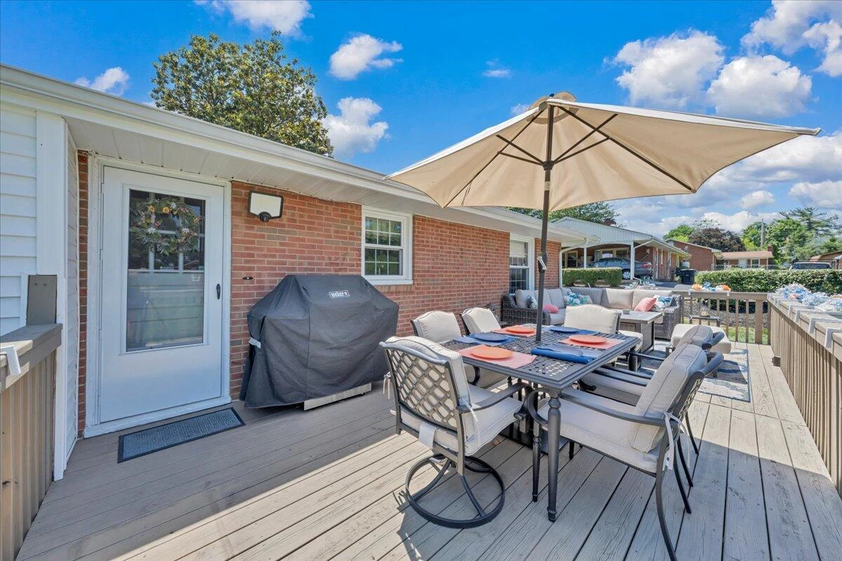 2124 Bridle LN - Photo 43