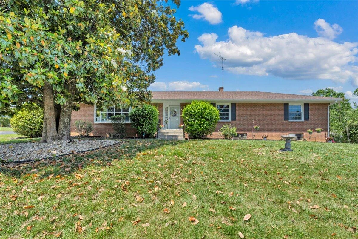 2124 Bridle LN - Photo 56