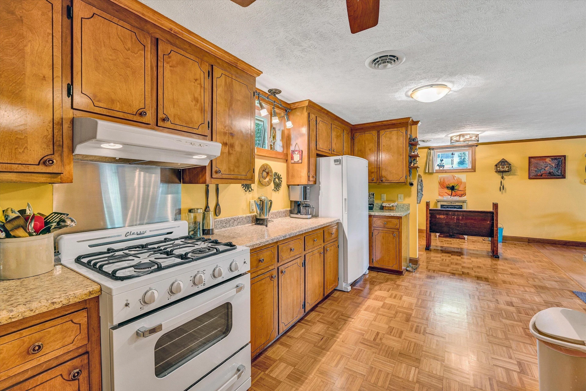 517 Elmer LN - Photo 17