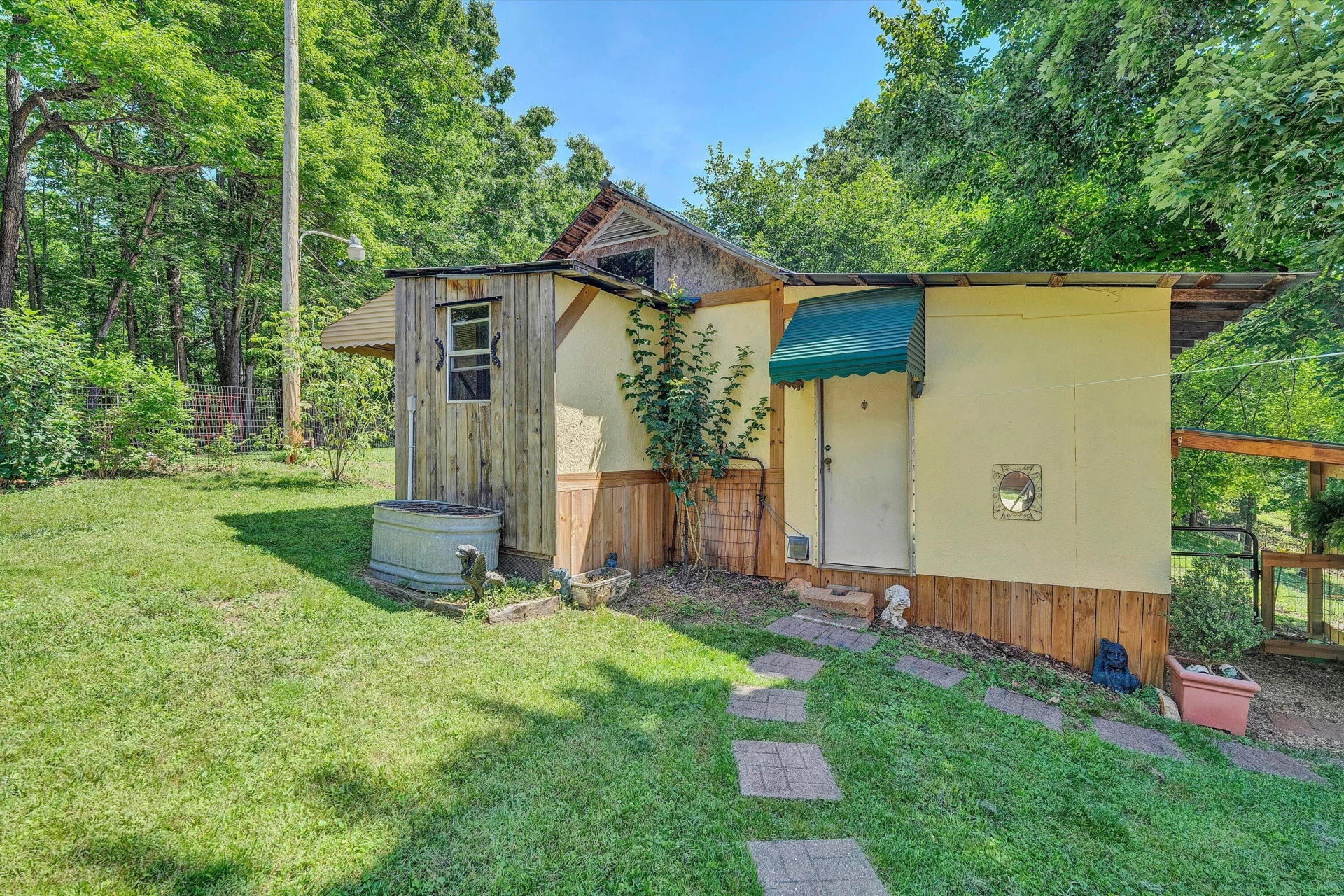 517 Elmer LN - Photo 41