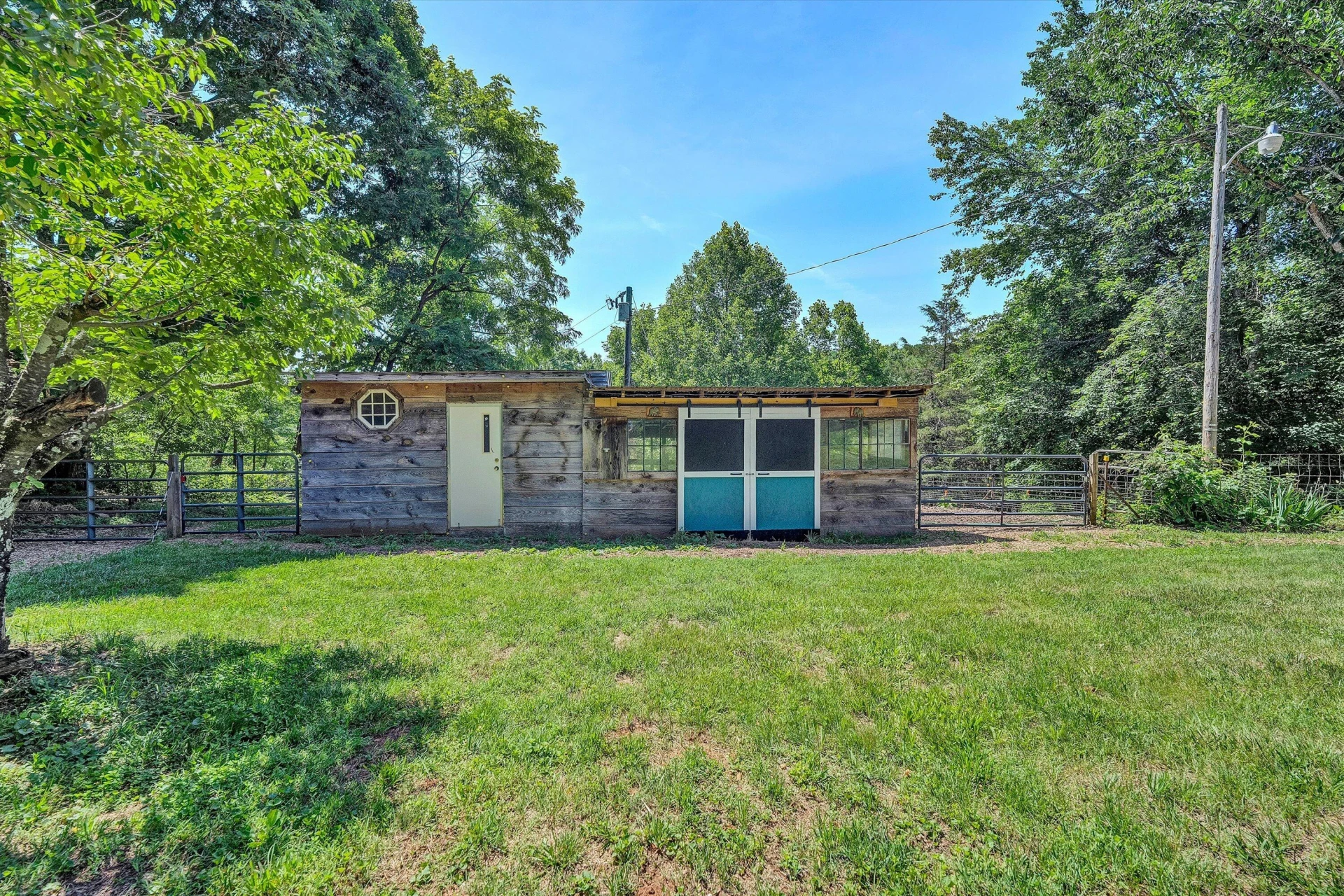517 Elmer LN - Photo 45