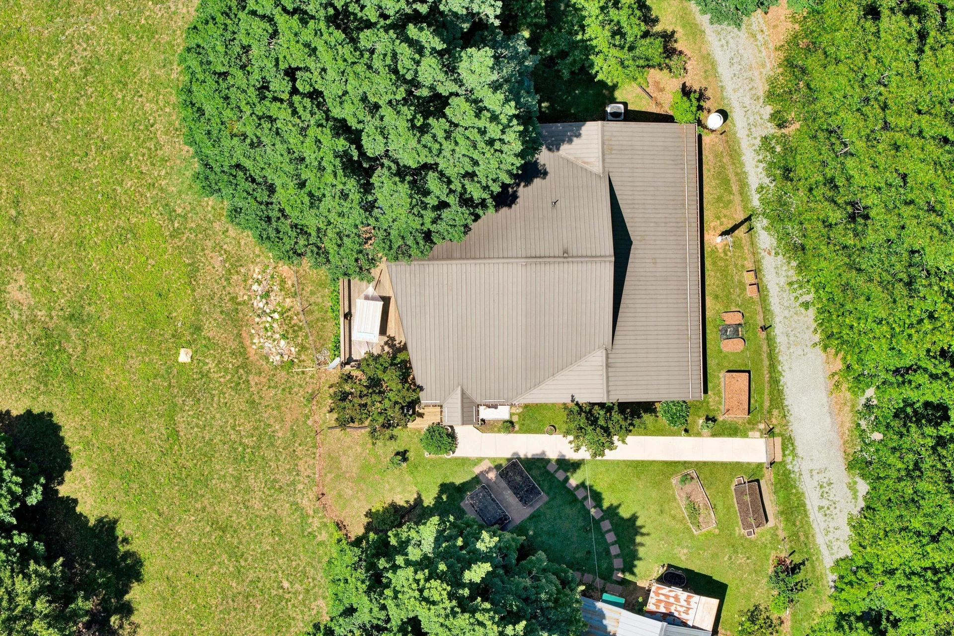 517 Elmer LN - Photo 46