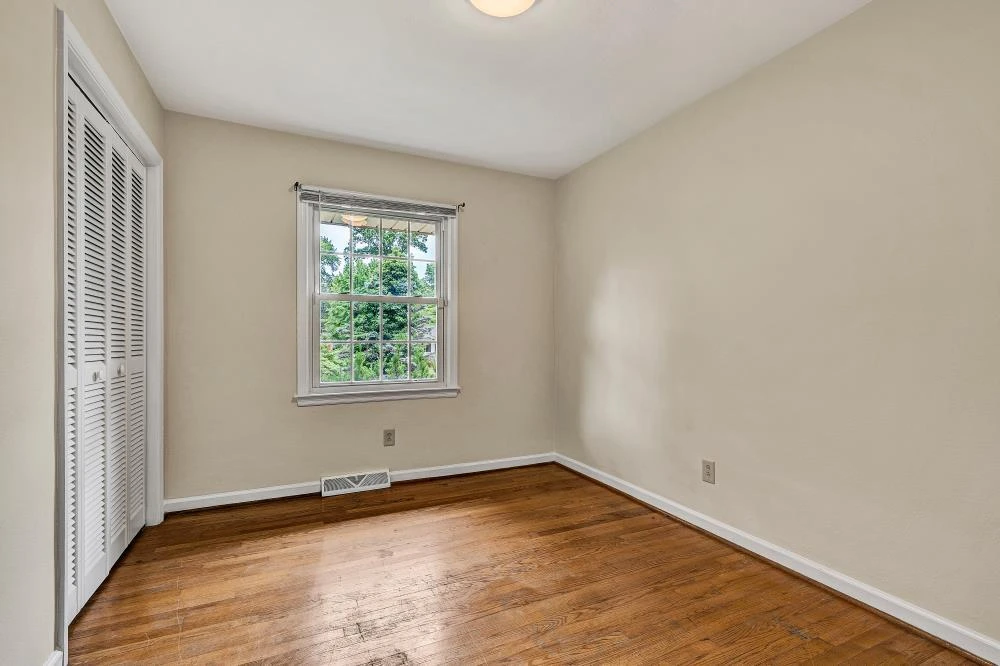 4511 Westdale RD NW - Photo 16