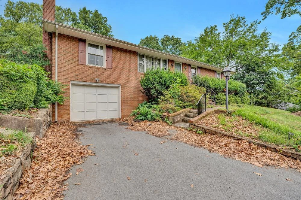 4511 Westdale RD NW - Photo 2