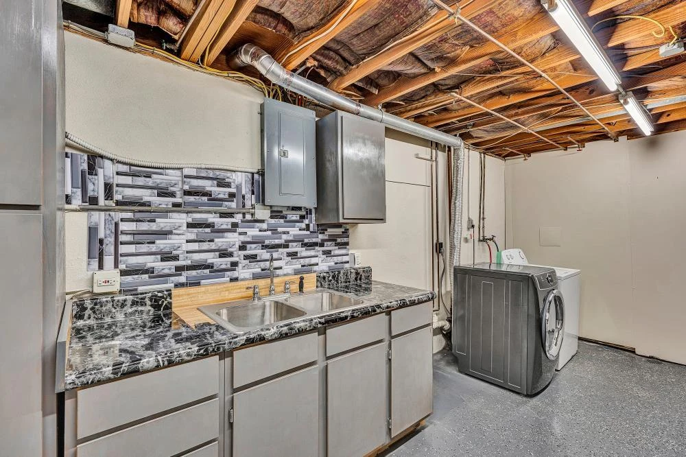 4511 Westdale RD NW - Photo 23