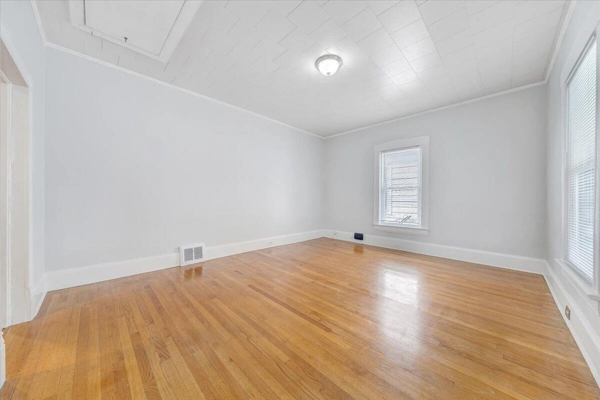 1203 Stewart AVE SE - Photo 10
