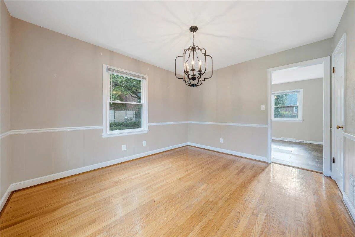 2444 Lincoln AVE SW - Photo 17