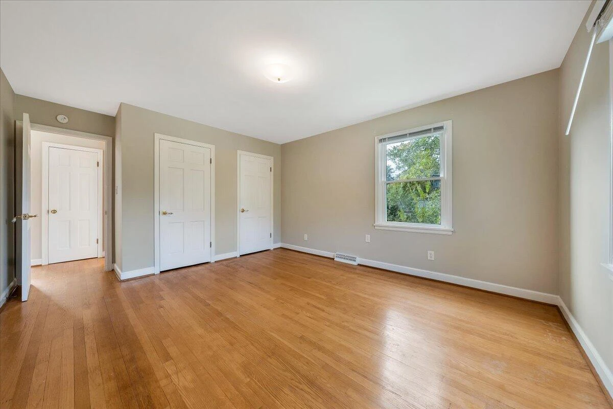 2444 Lincoln AVE SW - Photo 22