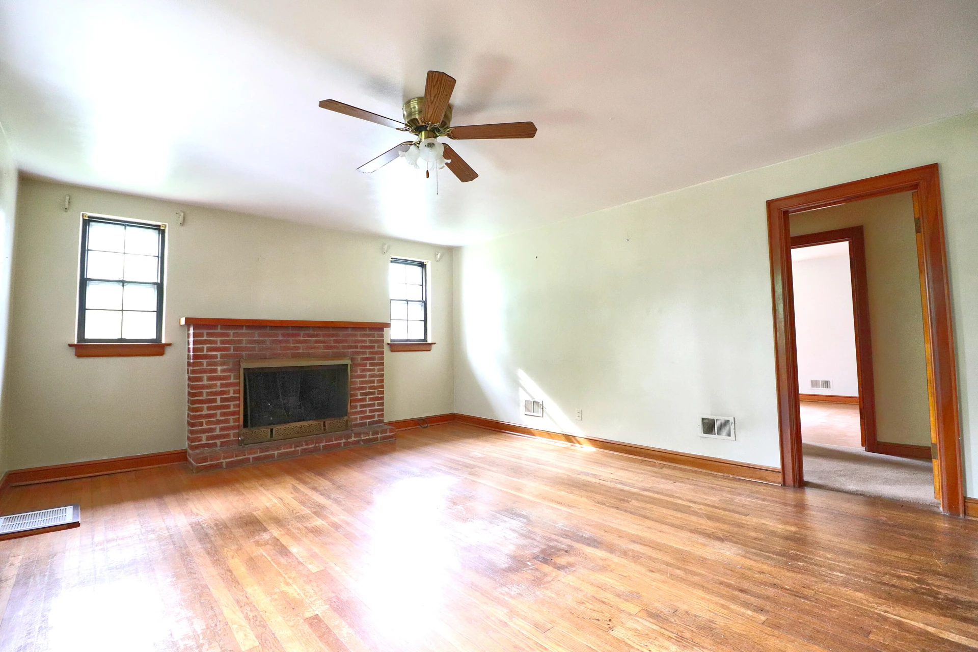 6632 Wood Haven RD - Photo 5