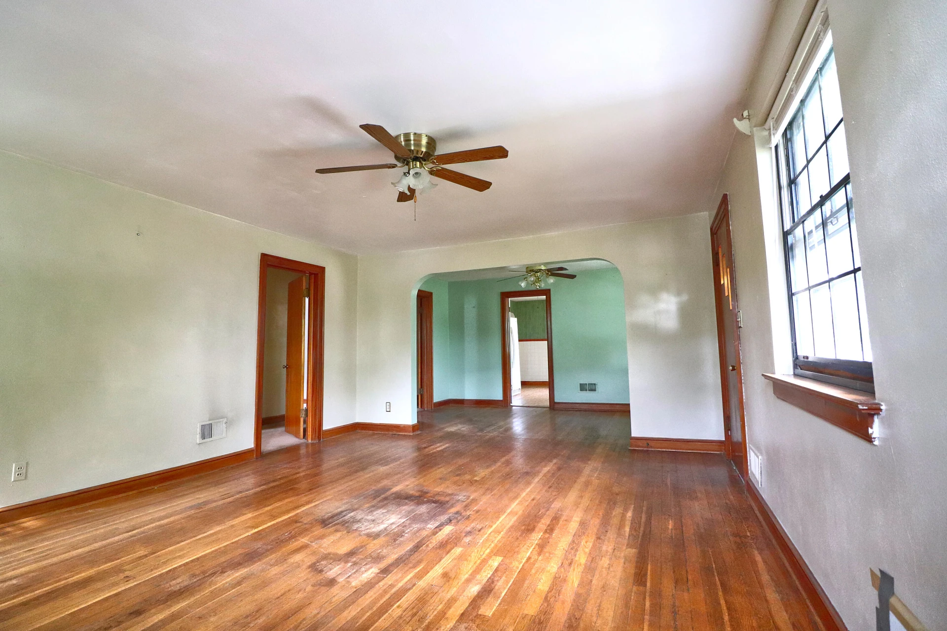 6632 Wood Haven RD - Photo 6