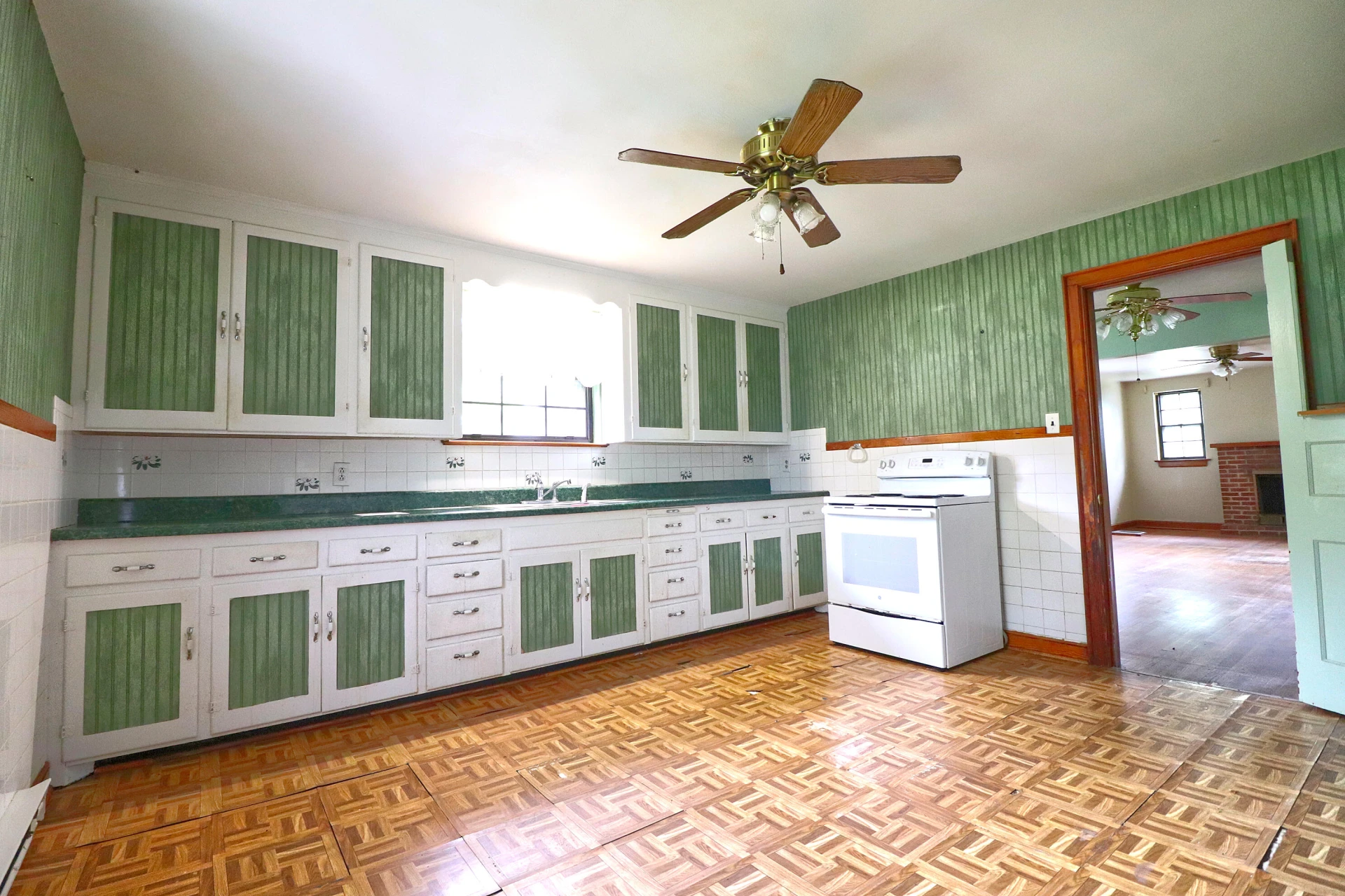 6632 Wood Haven RD - Photo 7