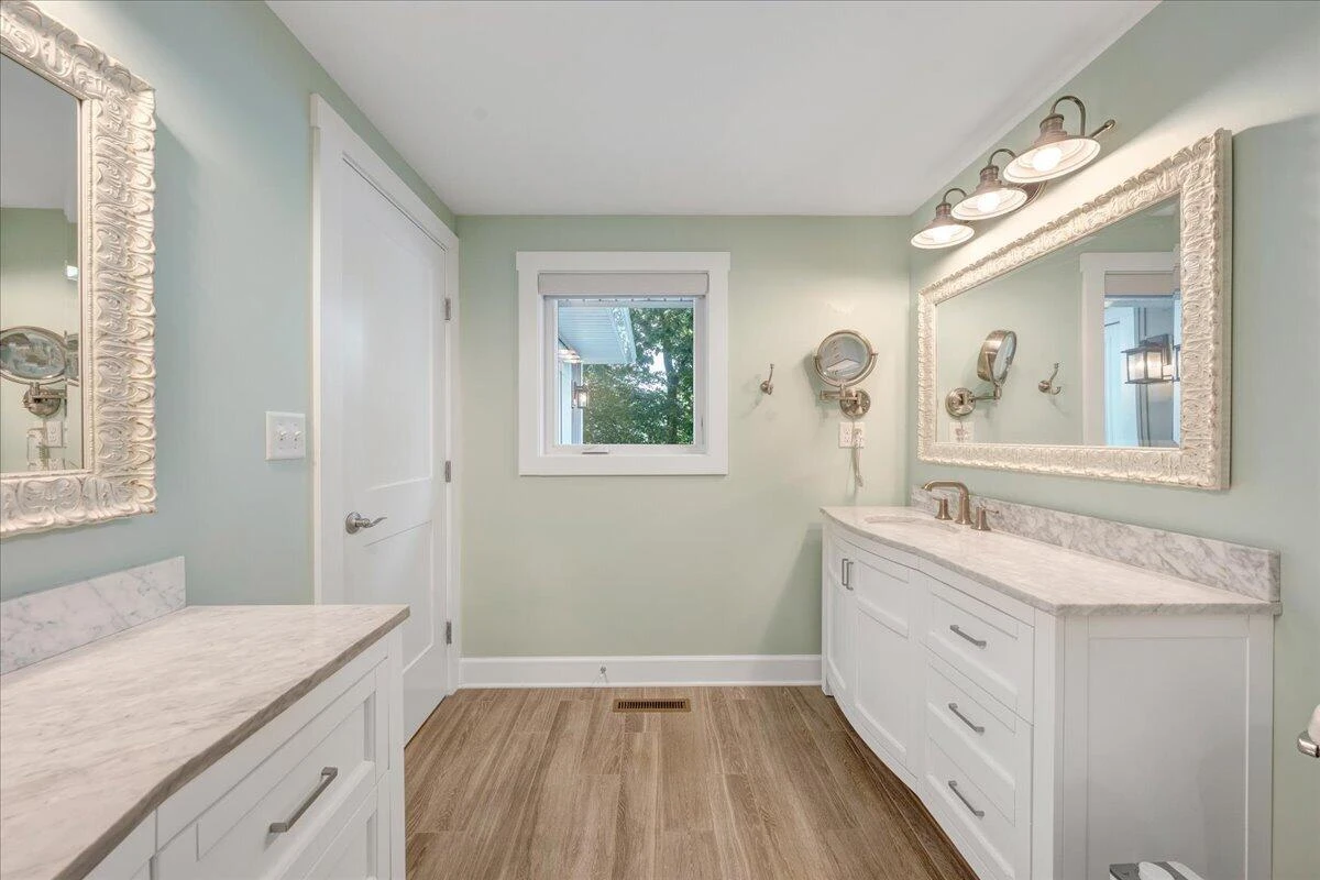 129 Douglas DR - Photo 19