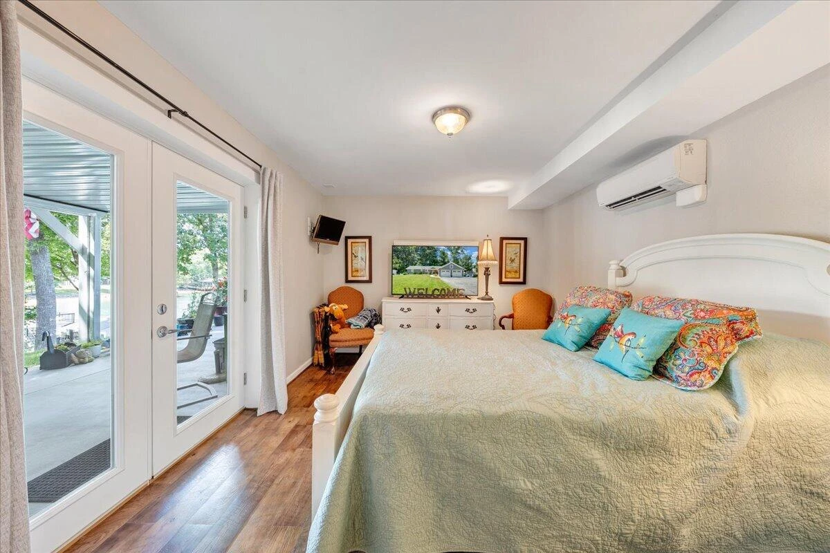 129 Douglas DR - Photo 24