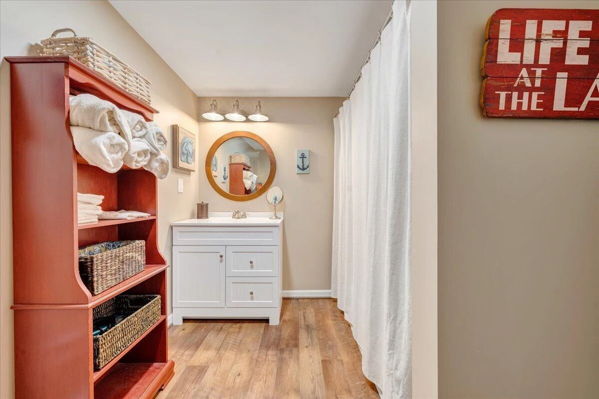 129 Douglas DR - Photo 26