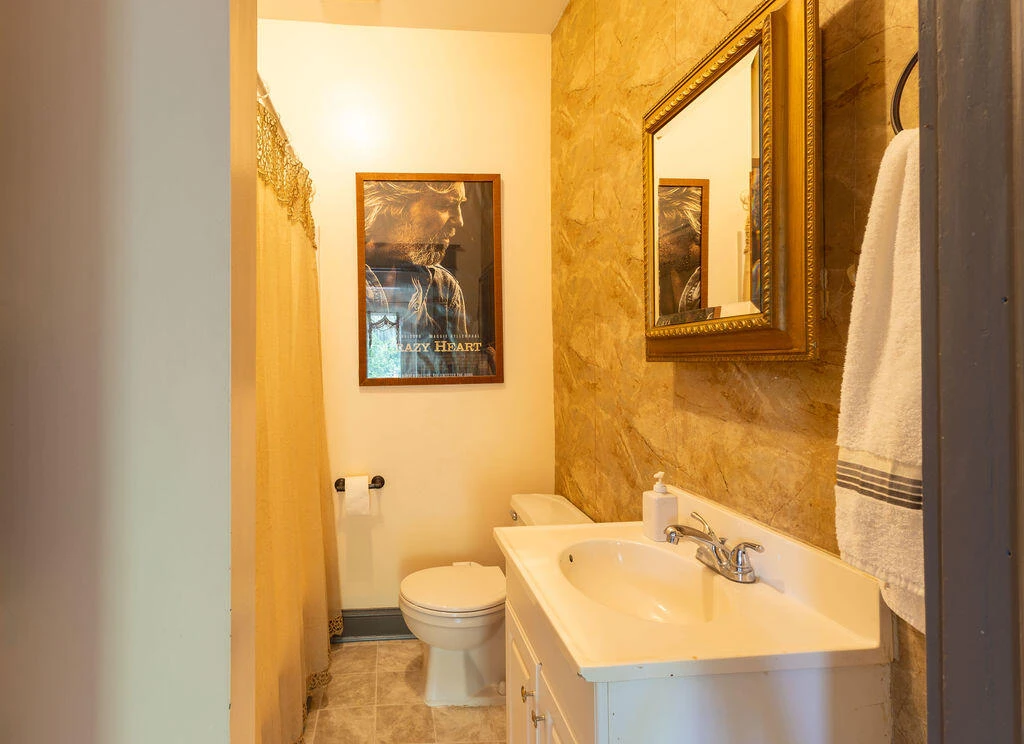 1121 Kerns AVE SW - Photo 15