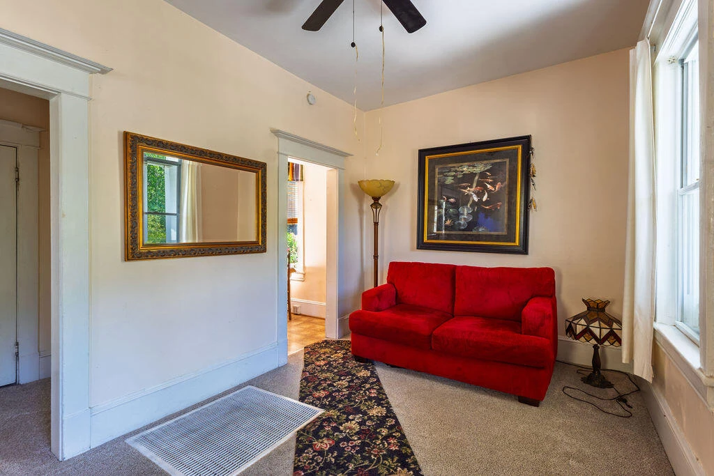 1121 Kerns AVE SW - Photo 22