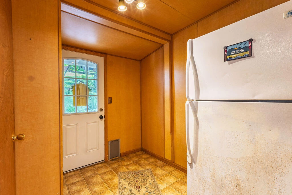 1121 Kerns AVE SW - Photo 23