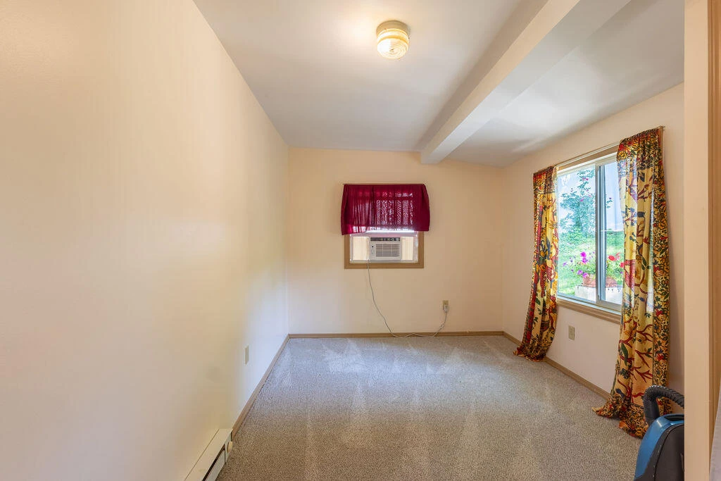 1121 Kerns AVE SW - Photo 25