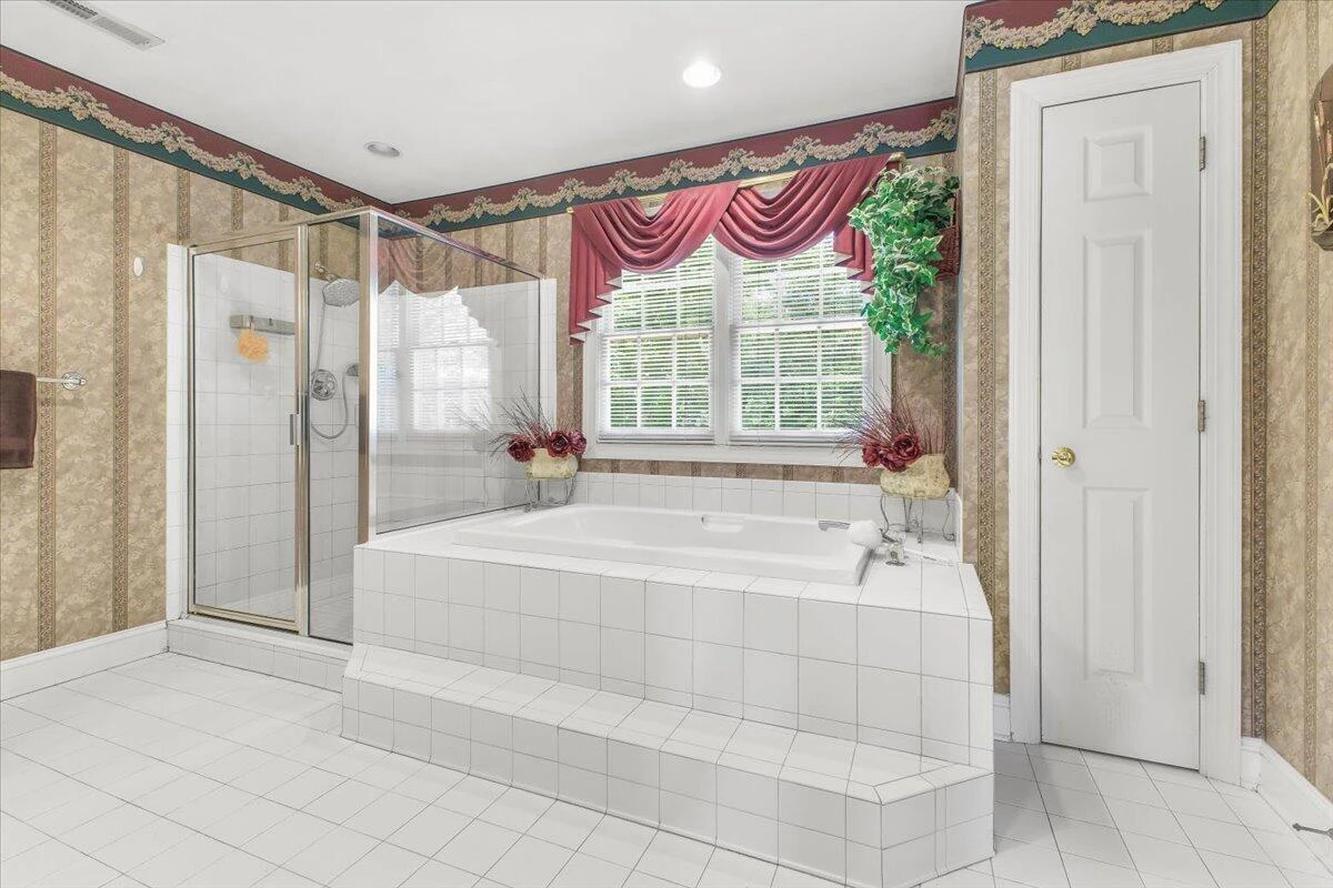 8343 Strathmore LN - Photo 24