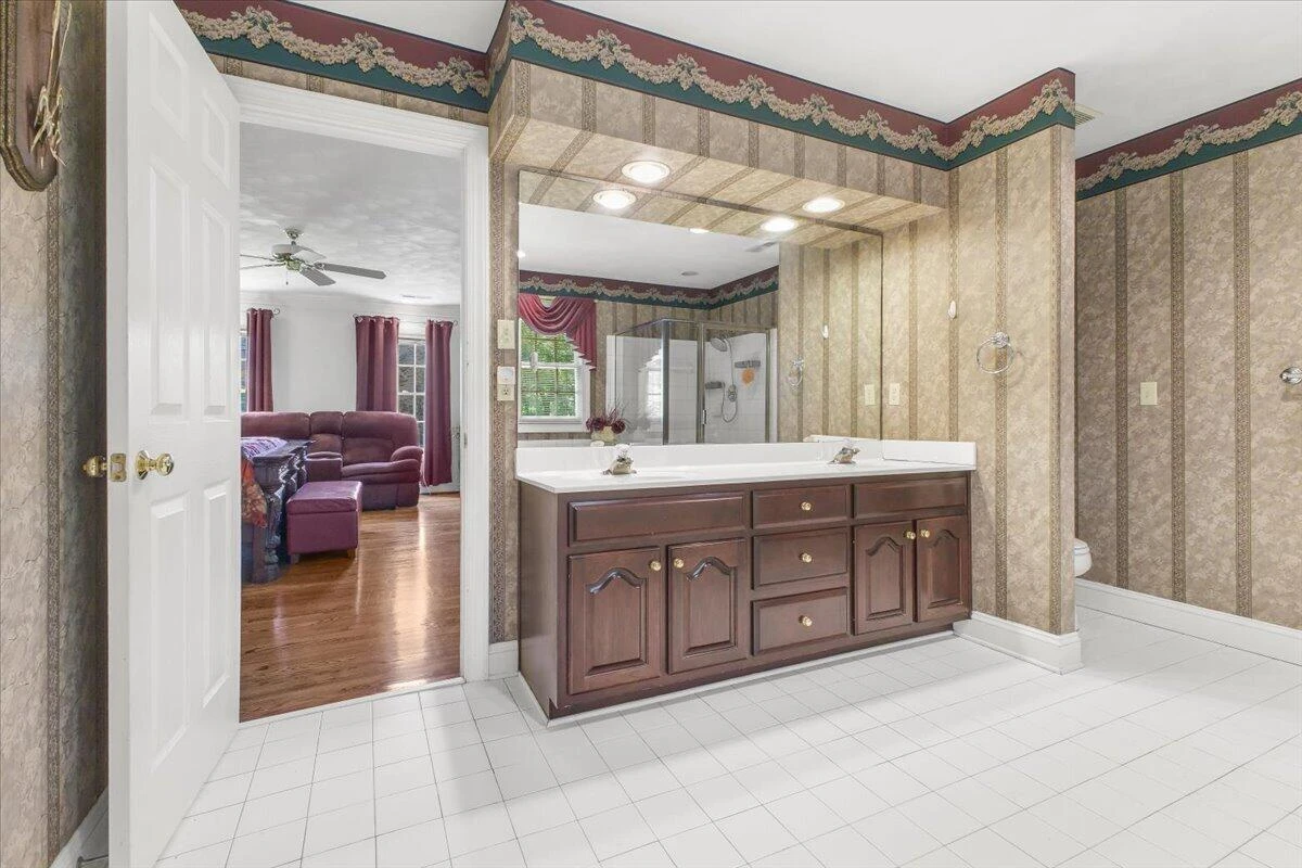 8343 Strathmore LN - Photo 26