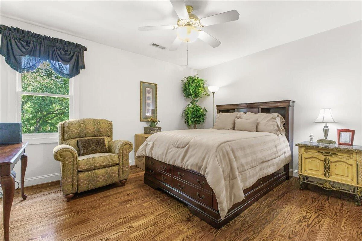 8343 Strathmore LN - Photo 28