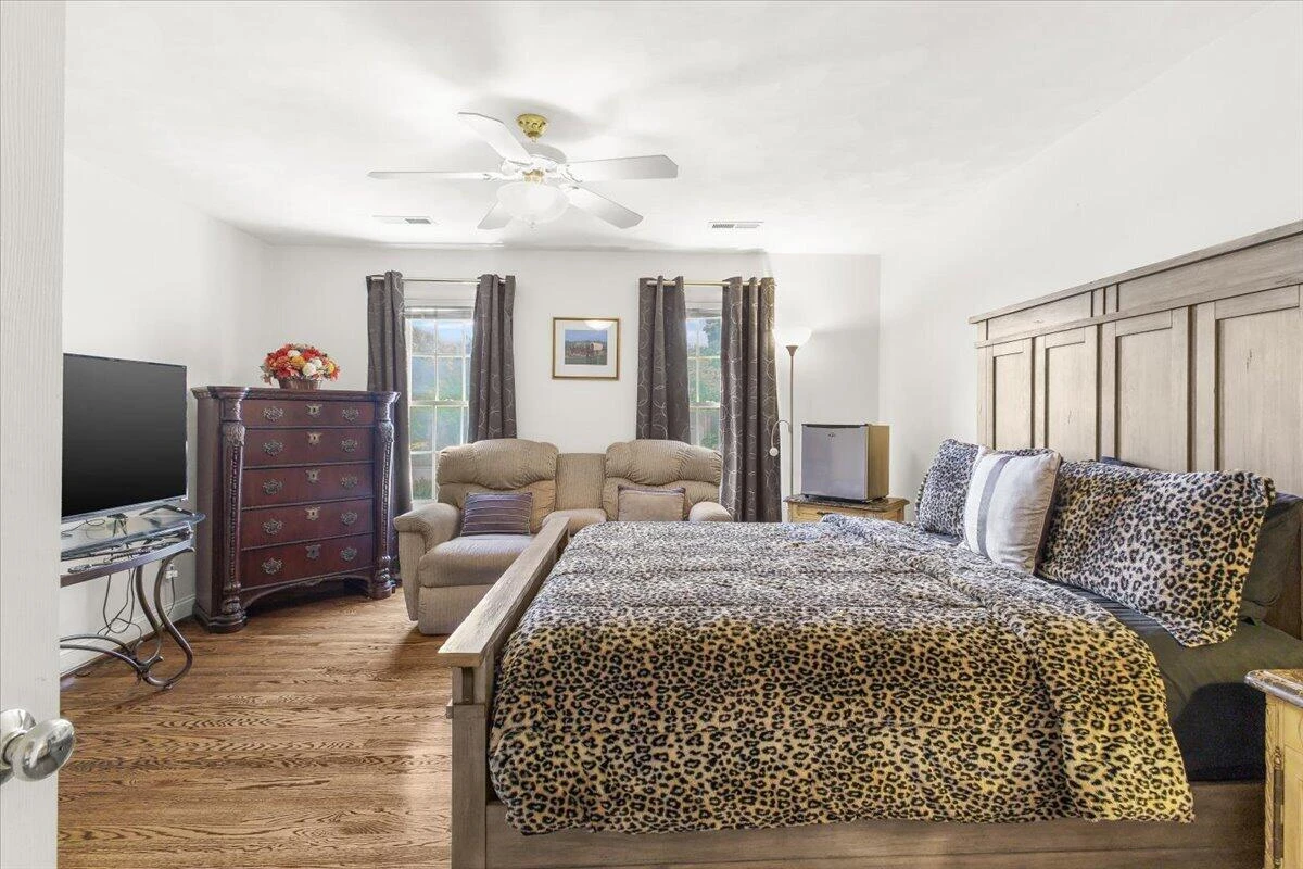 8343 Strathmore LN - Photo 30