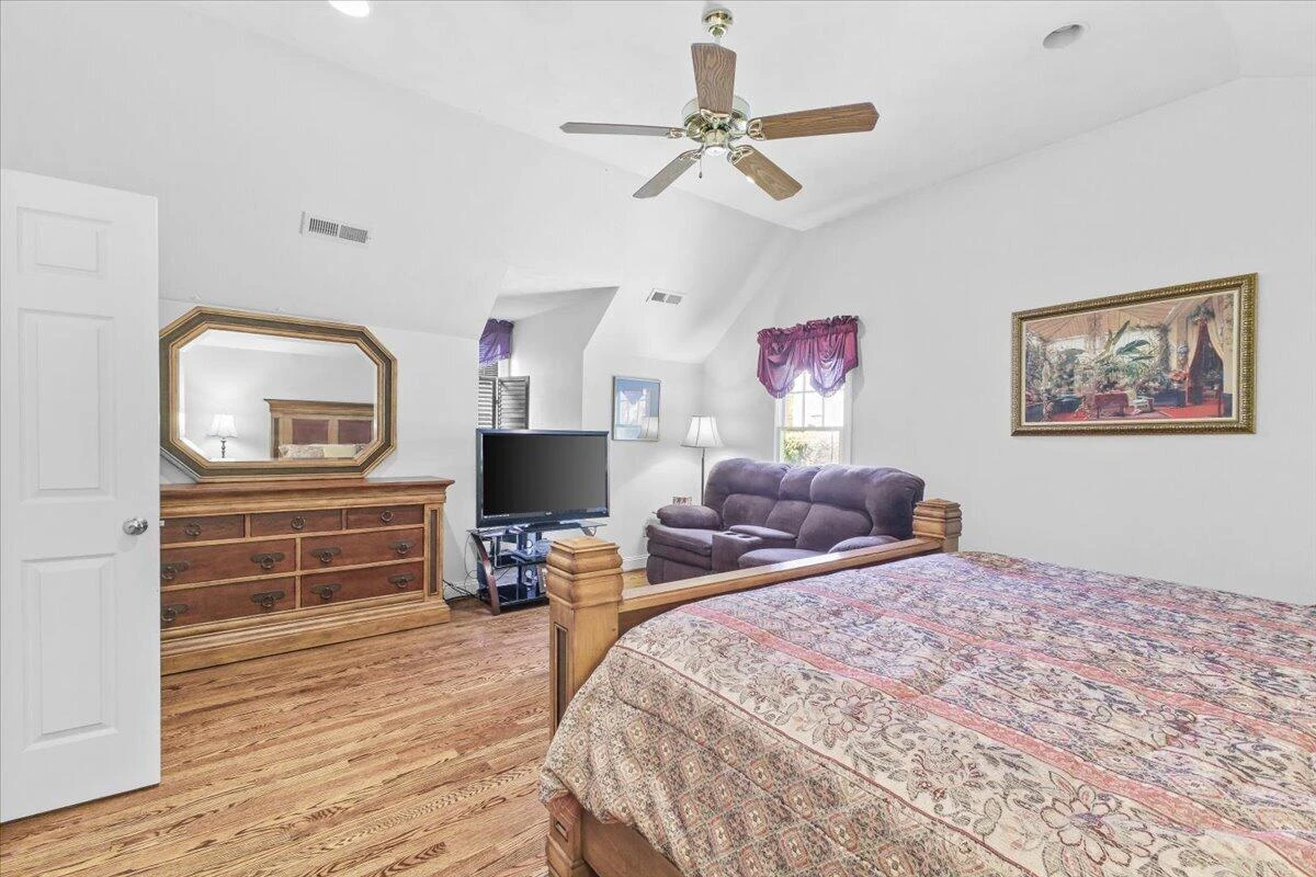 8343 Strathmore LN - Photo 38