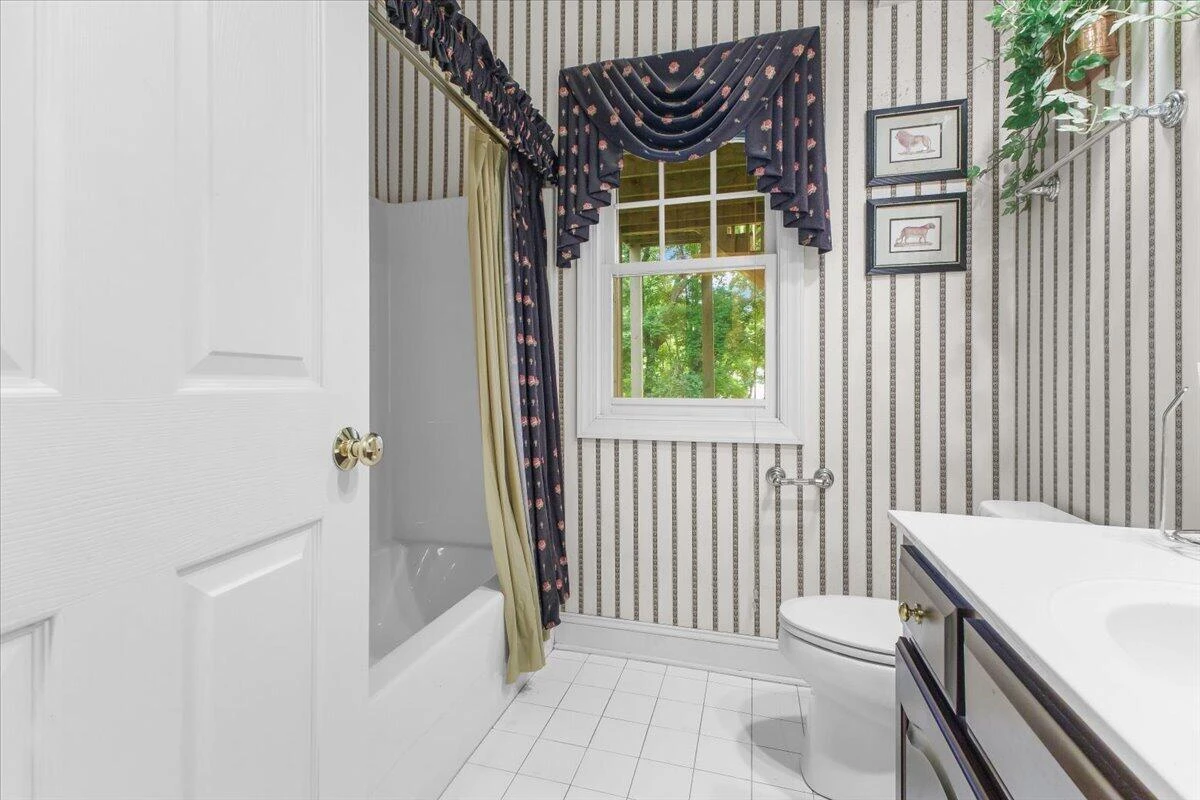8343 Strathmore LN - Photo 44