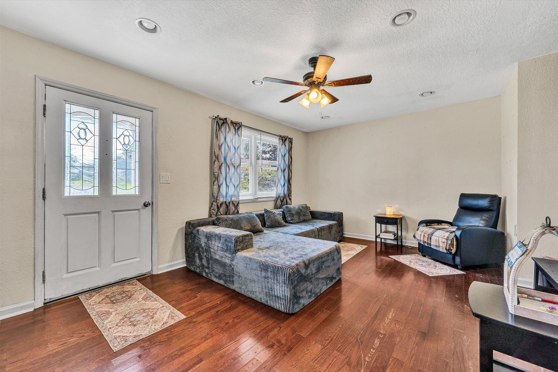 8402 Brubaker DR - Photo 3