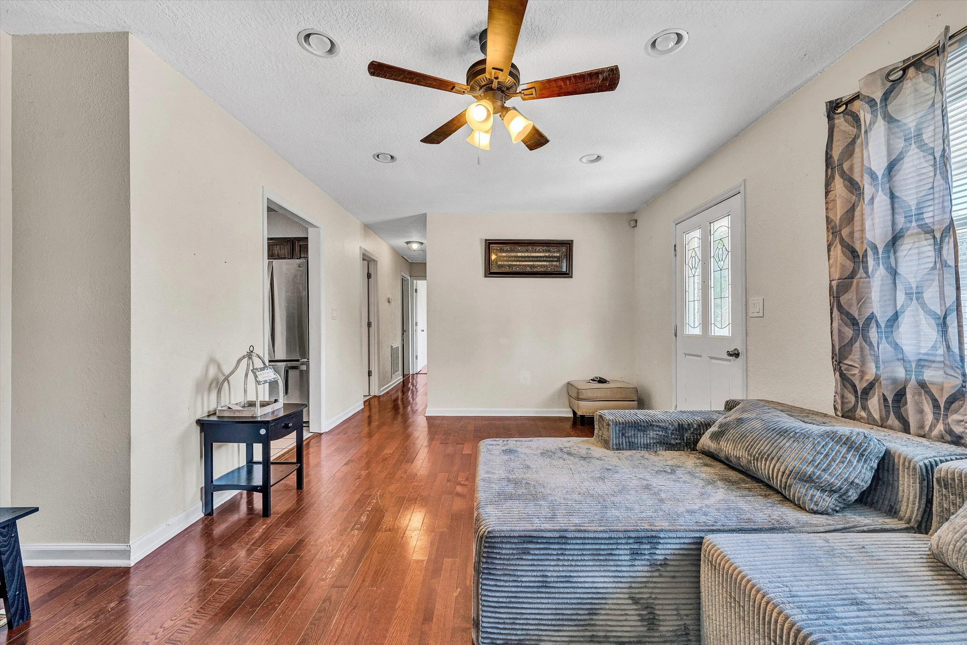 8402 Brubaker DR - Photo 4